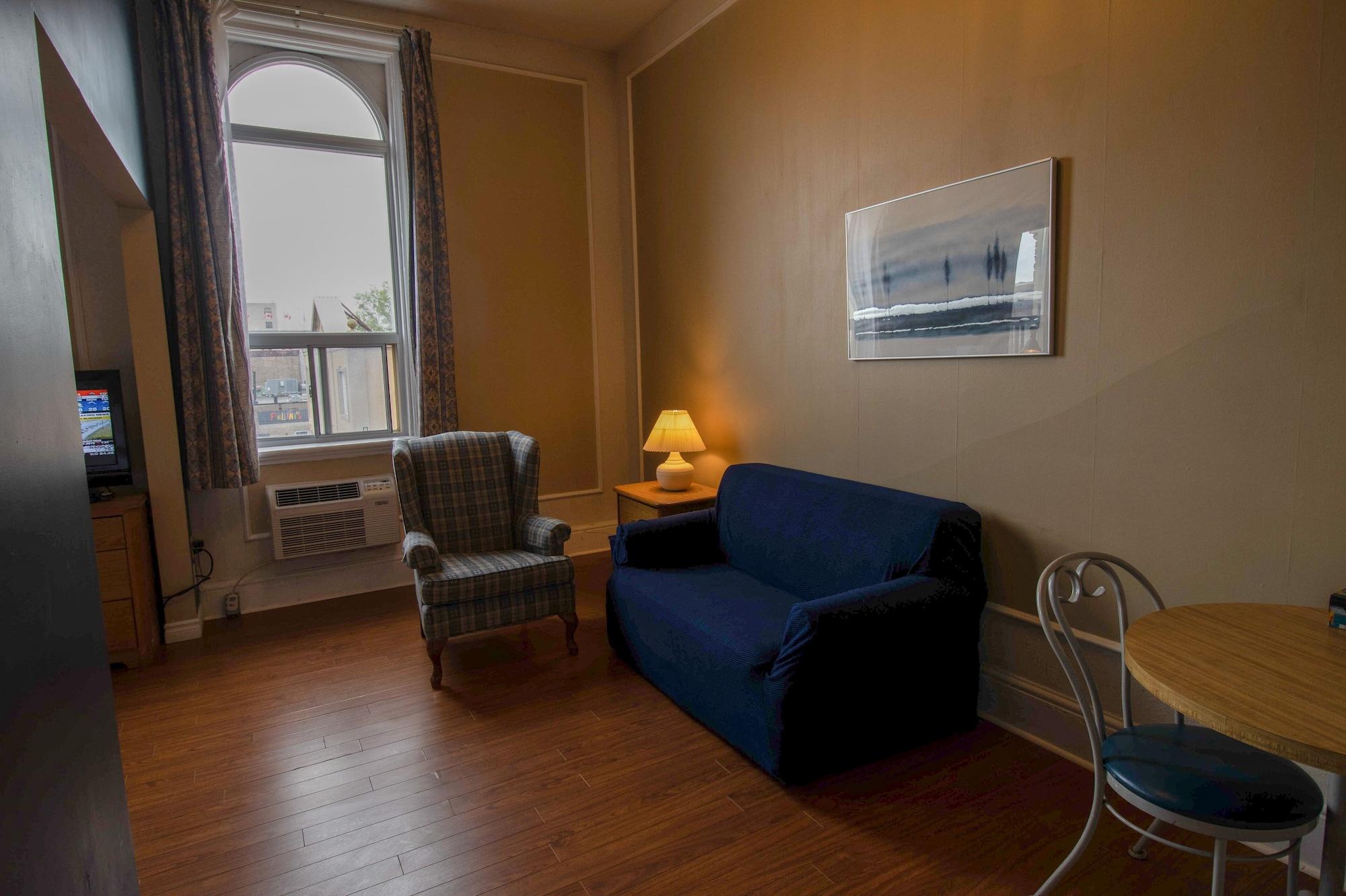 The Windsor By Hoco Collection Stratford