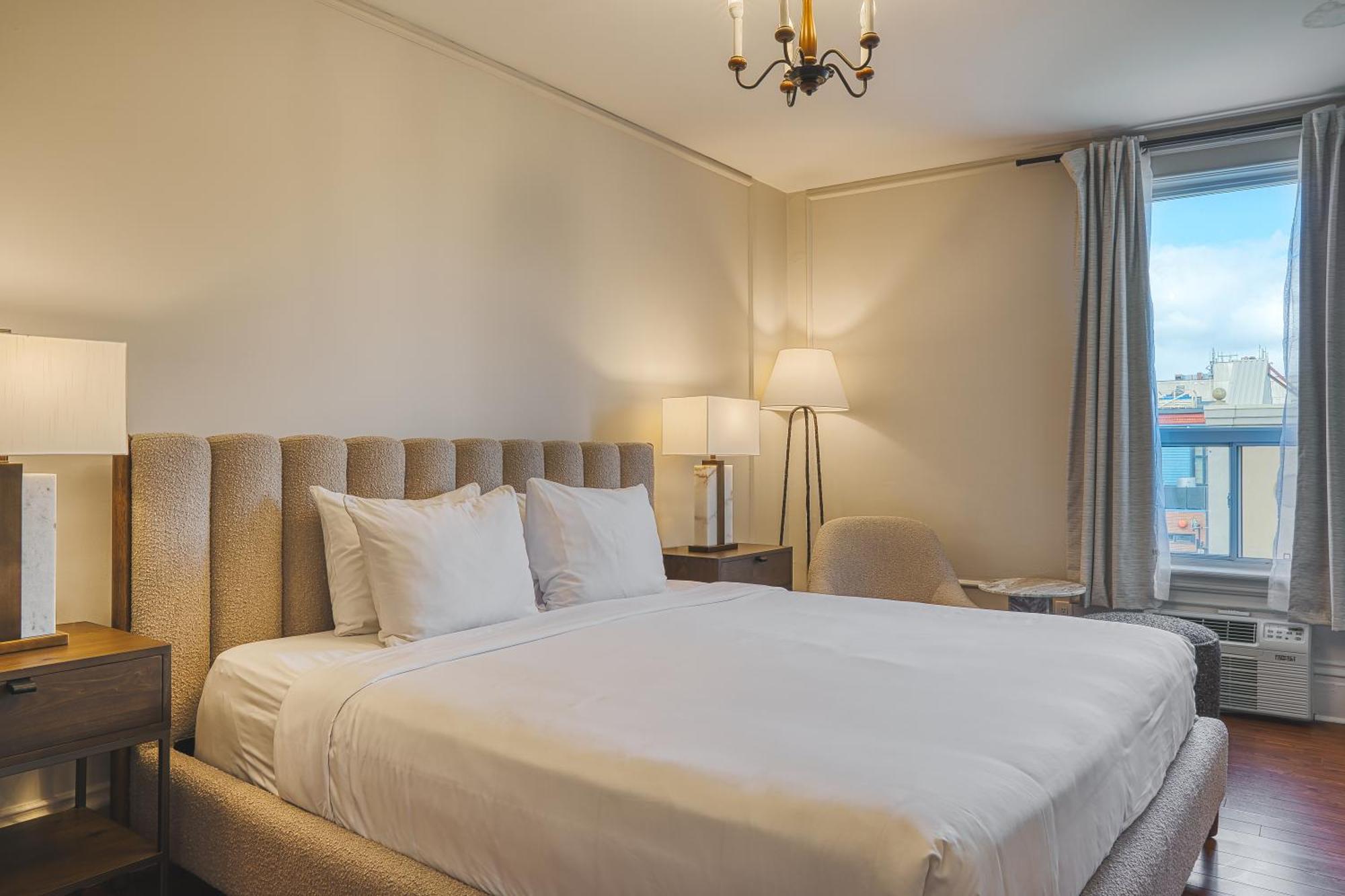 The Windsor By Hoco Collection Stratford